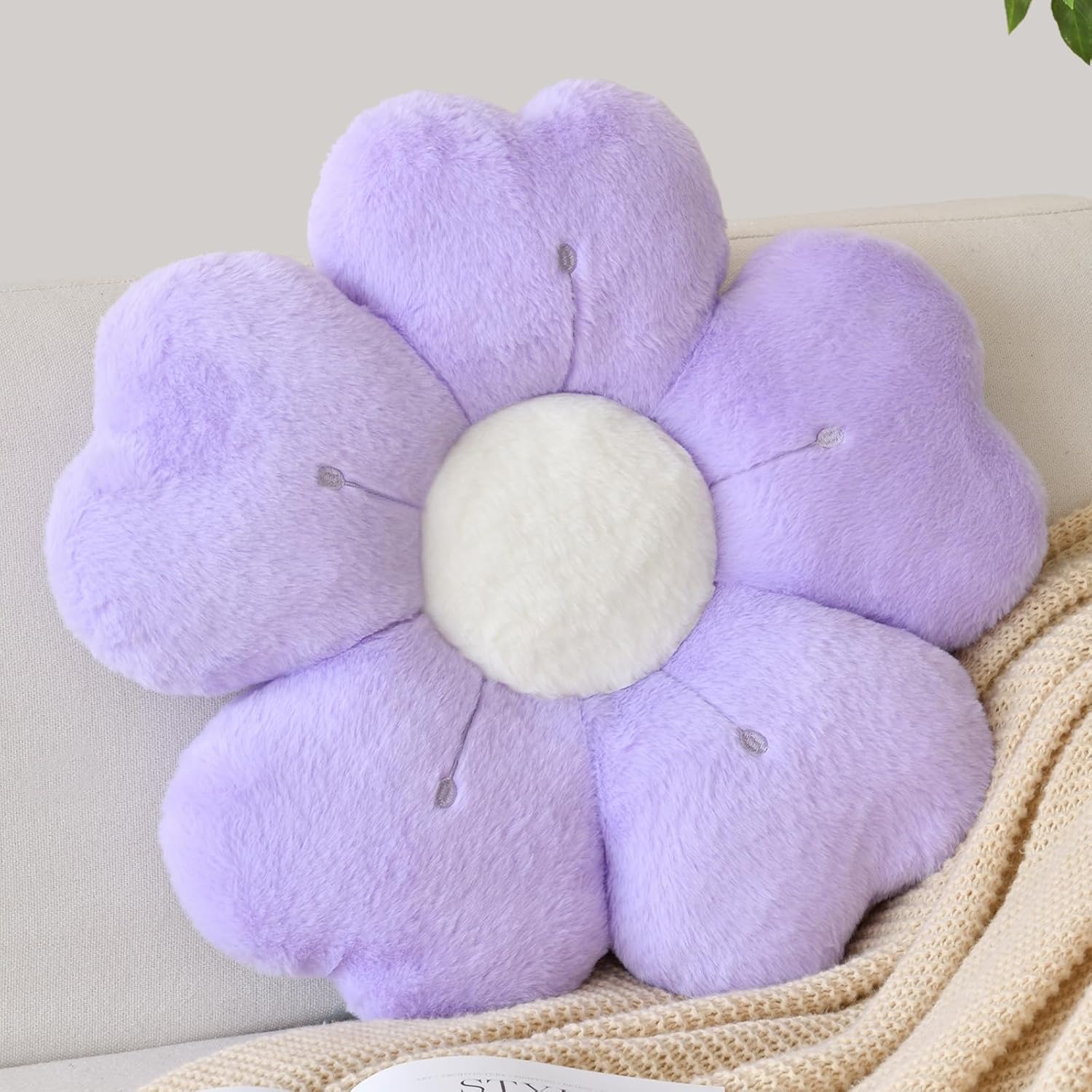Flower Shaped Pillow, Cute Decorative Throw Pillow with Soft Artificial Rabbit Fur for Couch Bed Chair Floor, Flower Pillows Seating Cushions with Room Décor for Bedroom Living Room (14.9