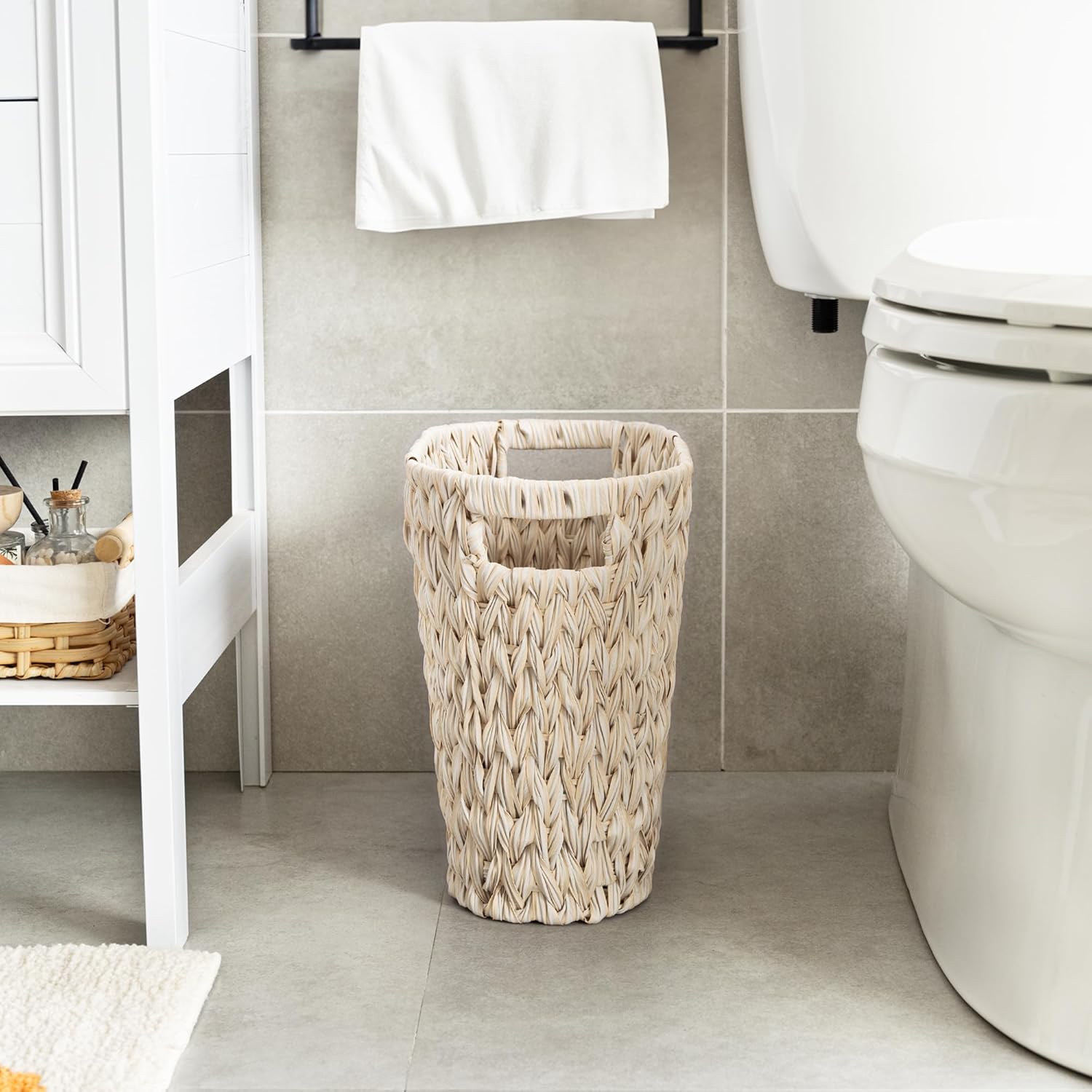 Wicker Trash Can, Waterproof Bathroom Trash Can, Wicker Waste Basket for Bathroom, Decorative Boho Waste Basket for Bedroom, Office, 19 Liters/5 Gallons - Image 7