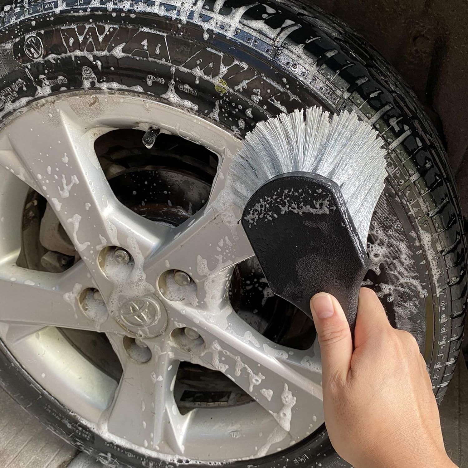 Wheel & Tire Brush for Car Rim, Soft Bristle Car Wash Brush, Cleans Tires & Releases Dirt and Road Grime, Short Handle for Easy Scrubbing Black - Image 5