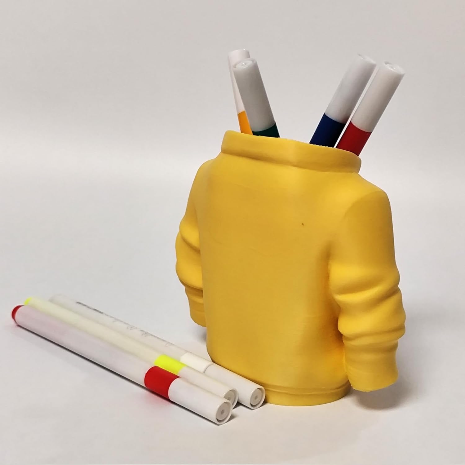 Sweater Pen Holder - 3D Printed Desk Organizer with Cozy Design for Pens, Makeup Brushes, Unique Office Desk Accessory - Image 4