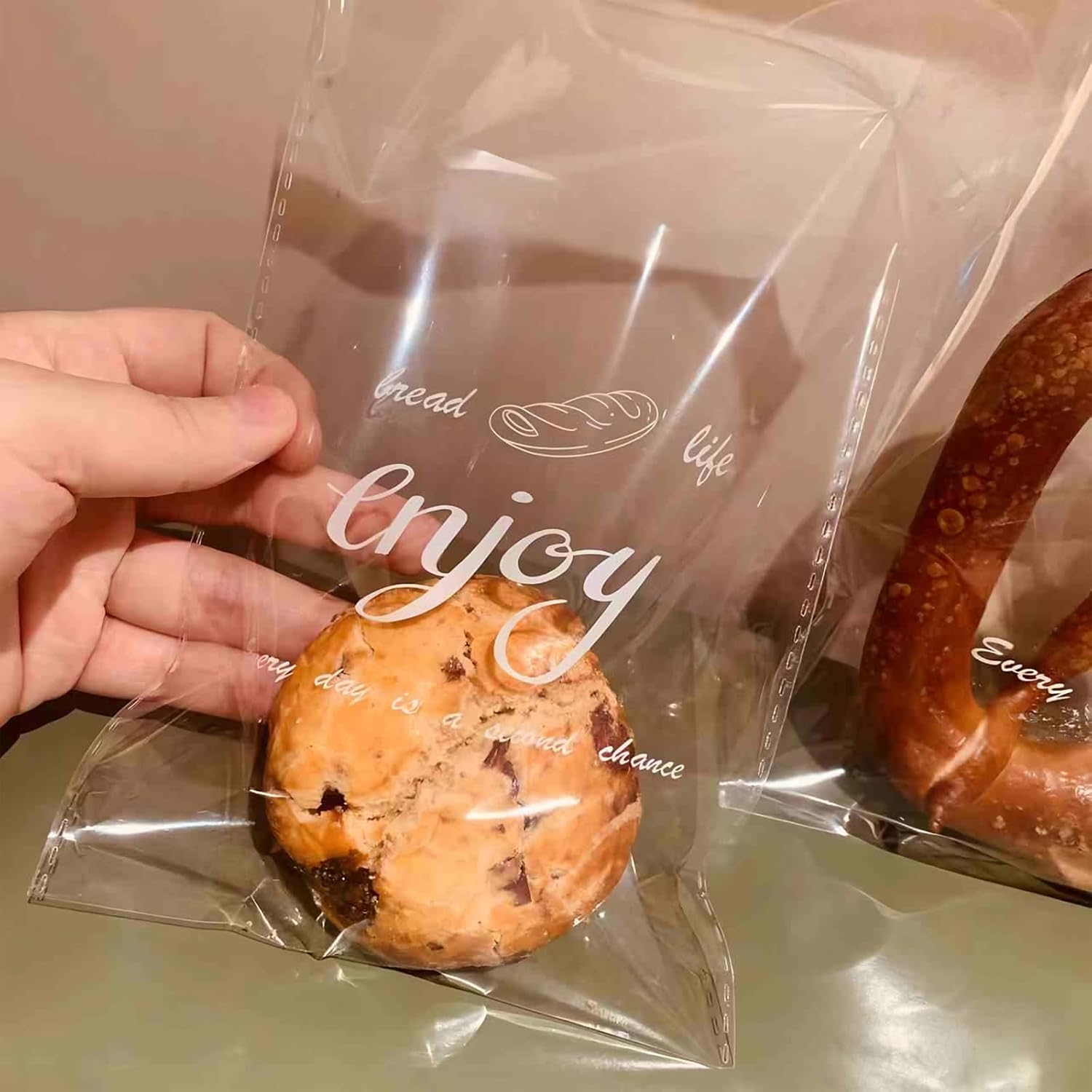 Clear Self Sealing Cellophane Bags, 5x7 Inch Cookie Treat Bags, 200 Pcs Resealable Cellophane Bag for Packaging Cookies, Gifts, Products, Pastry, Candy - Image 3