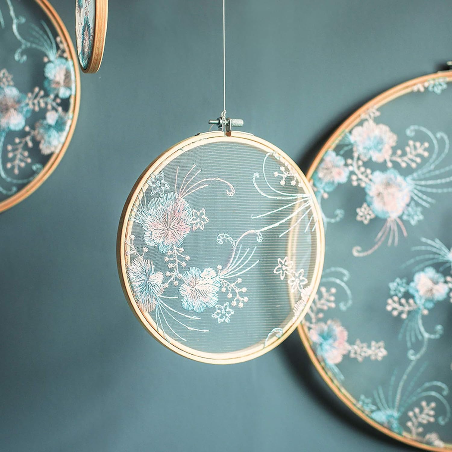 5 PCS Embroidery Hoops Round Bamboo Embroidery Hoop Circle Embroidery Frame Wood Hoop Cross Stitch Hoop Adjustable Sewing Rings Hoop for Embroidery Cross Stitching Crafts（4-8inch） - Image 5