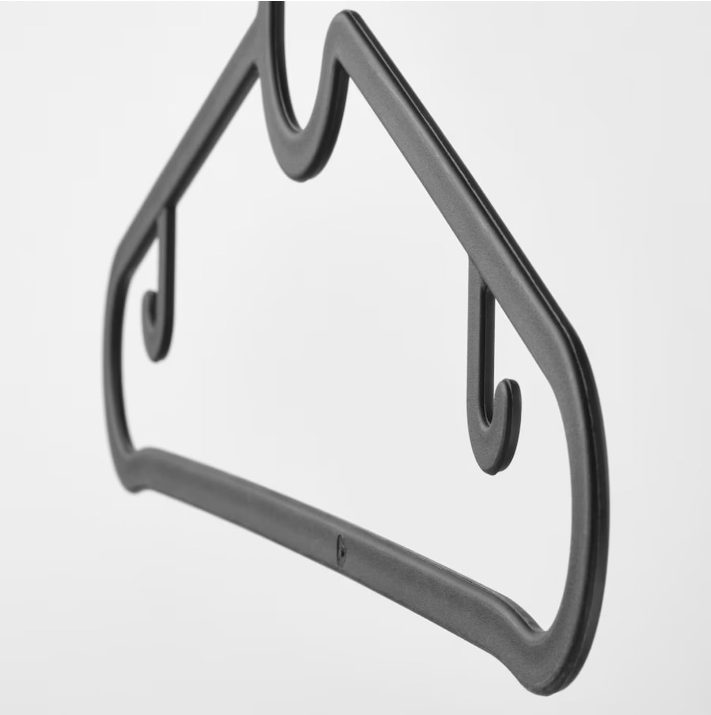 Hangers Flexible Sturdy Black (20 Pack) - Image 5