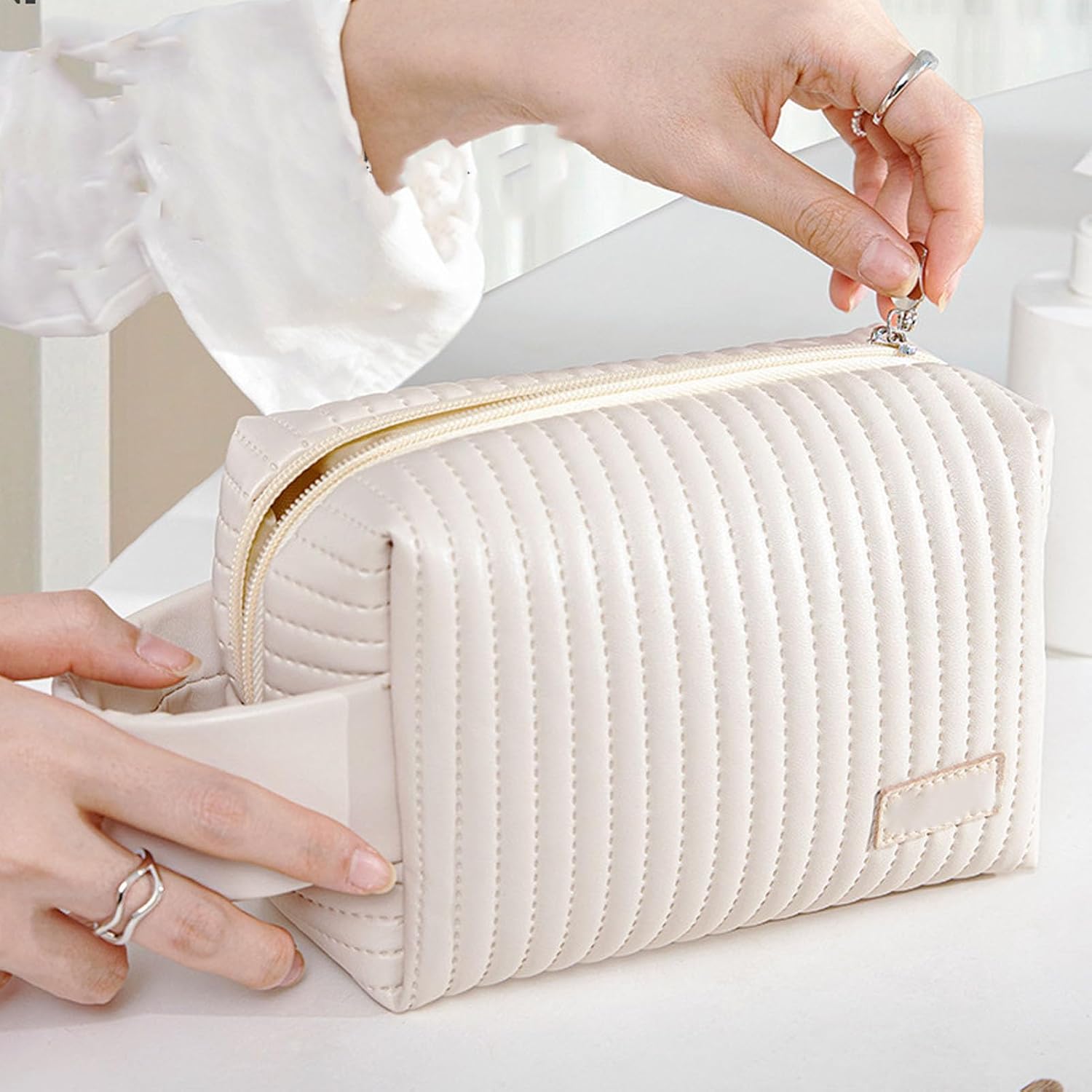 Travel Makeup Bag for Women, Large Capacity Cosmetic White Case Organizer Waterproof PU Toiletry Portable Handle with Multi Pockets - Image 2