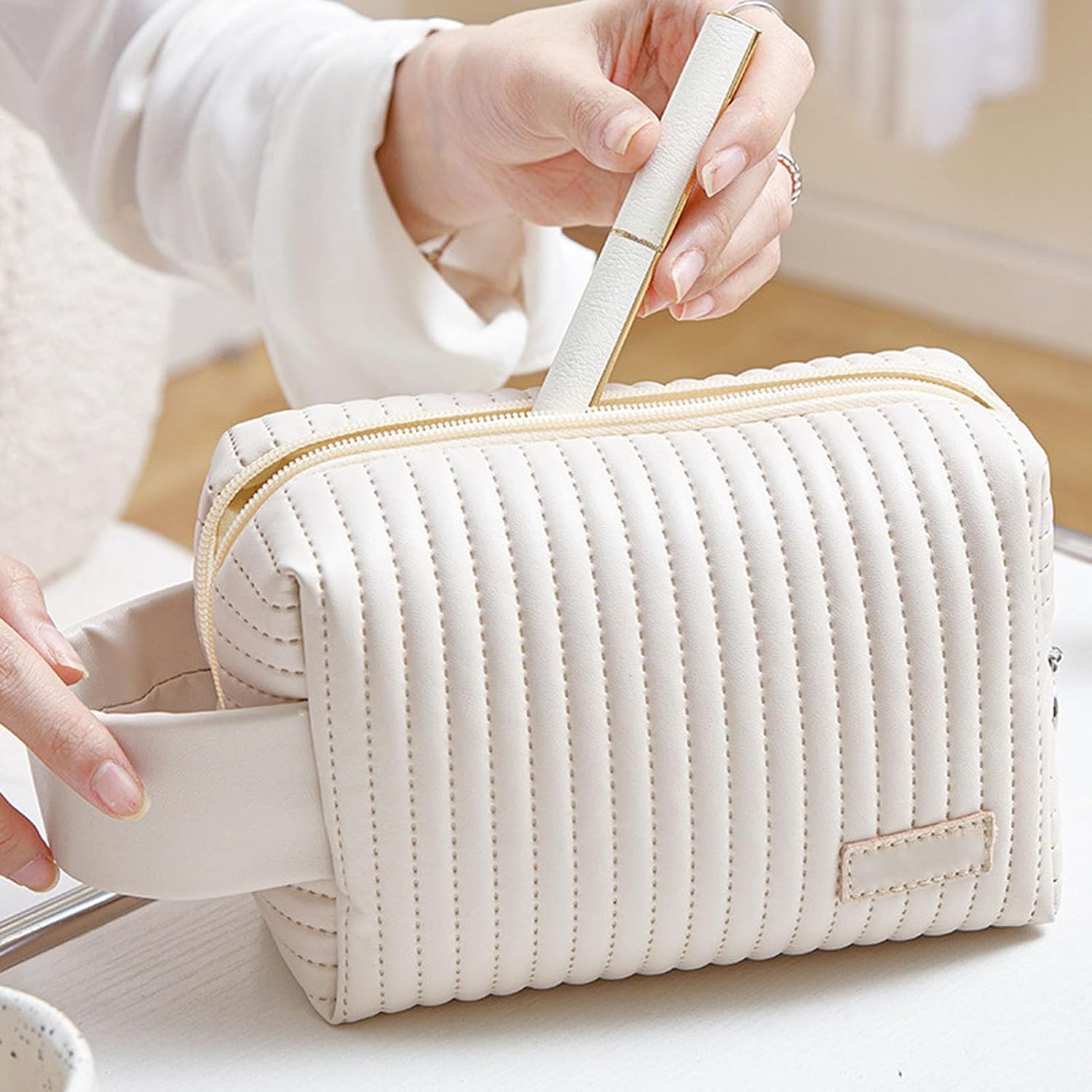 Travel Makeup Bag for Women, Large Capacity Cosmetic White Case Organizer Waterproof PU Toiletry Portable Handle with Multi Pockets - Image 6