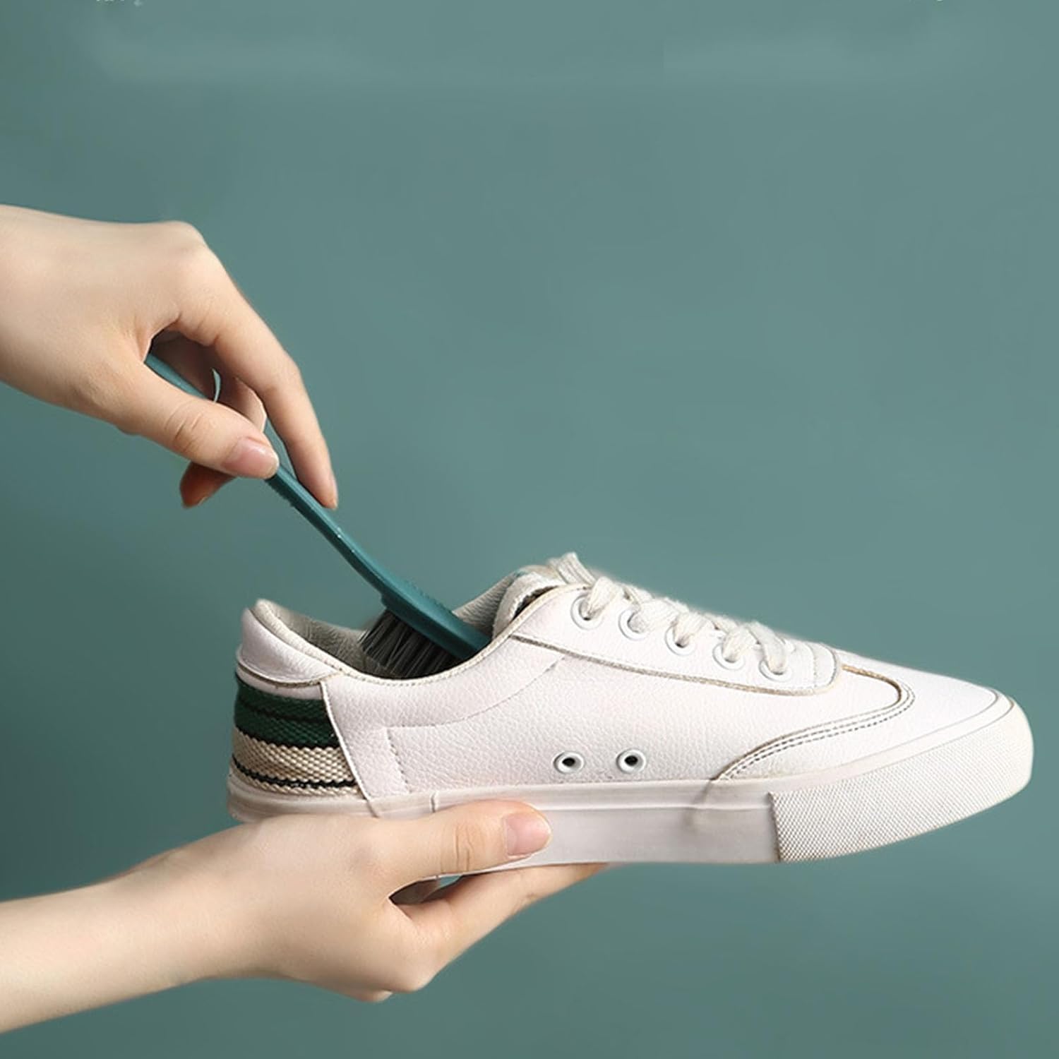 Shoe Brush, Cleaning Brush Nylon Long Handle Portable Washing Soft Bristle for Shoes Clothes - Image 2