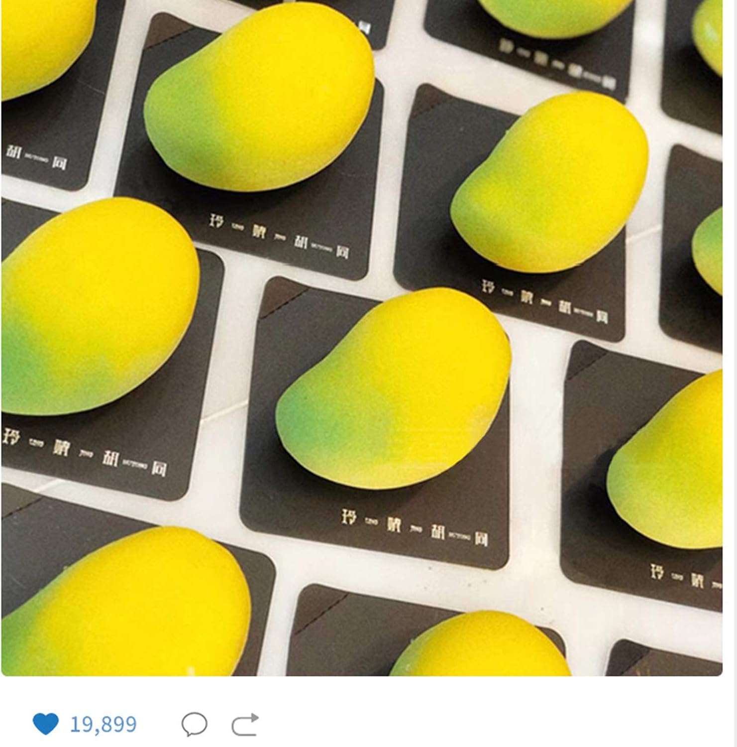 Mango silicone mould - For baking mousse cakes - fruit French desserts, pastries, chocolate, ice cream - cake decoration moulds - 3D mango shape - 10 cavities - Image 2