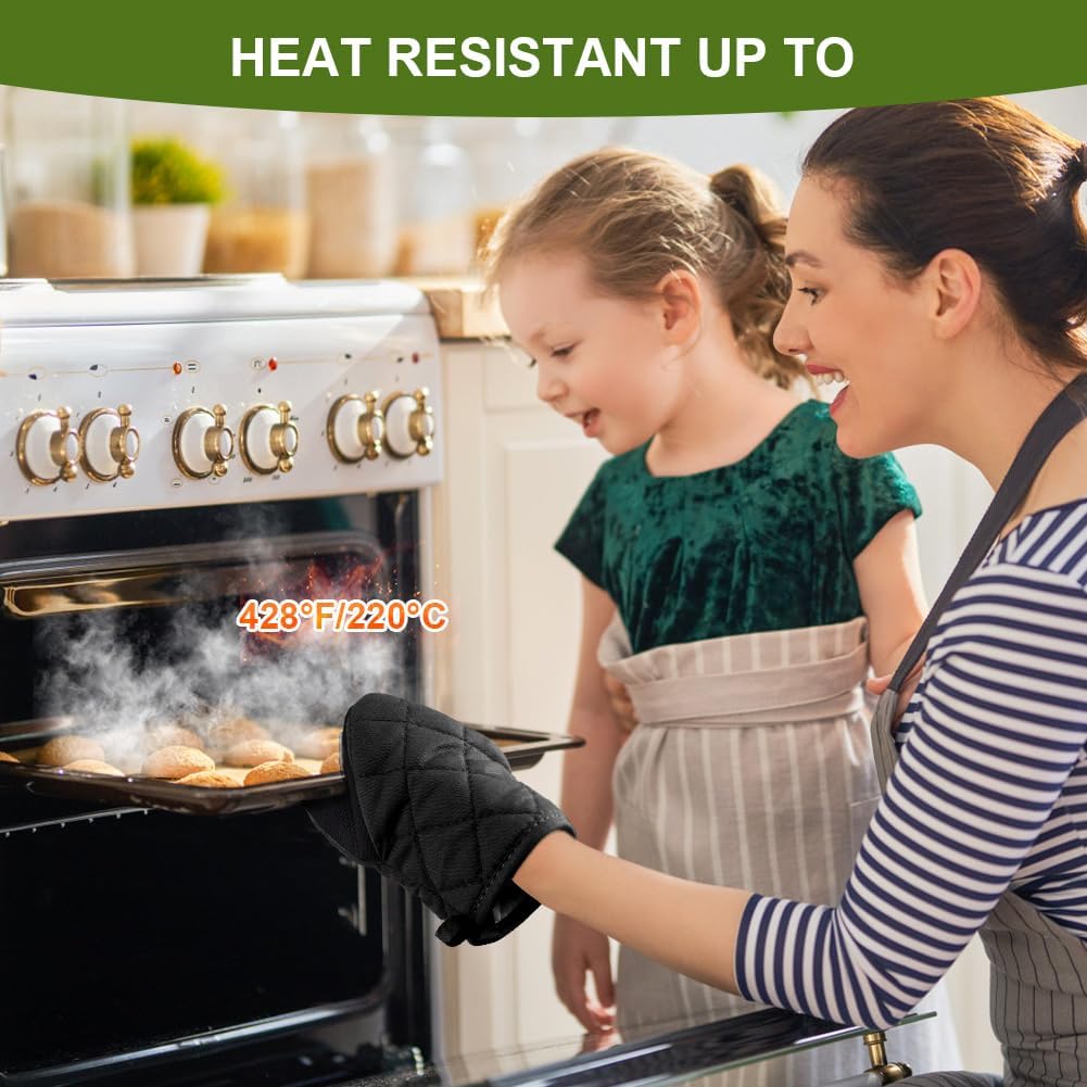 1 pair of short oven mitts made of neoprene cotton - black - with non-slip surface and hanging loop - suitable for cooking, baking and grilling - Image 4