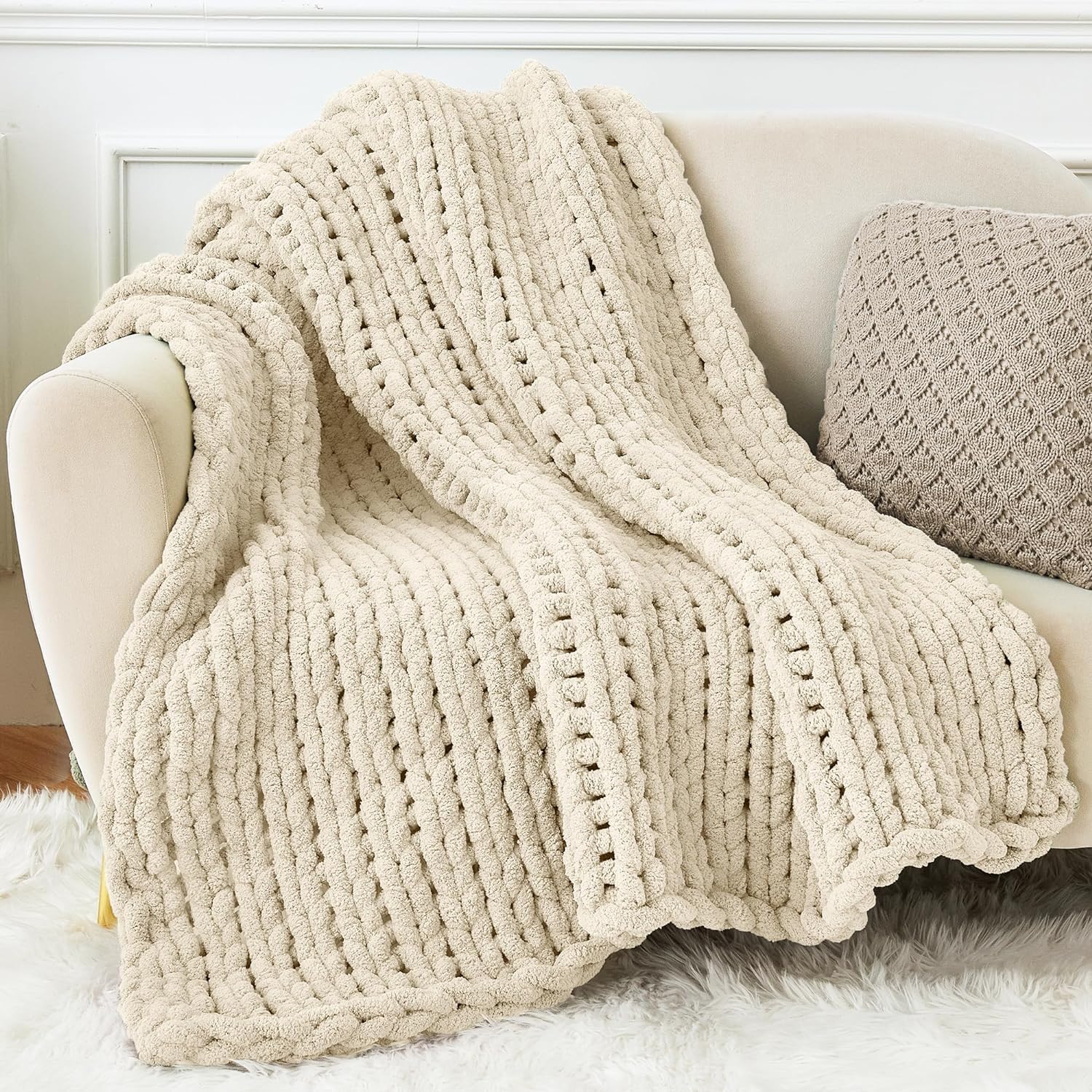 Chunky yarn - Hand-knitted blanket - 25 meters - Extra soft - DIY - Cushion - Blanket - Pet bed - Beige - Image 2