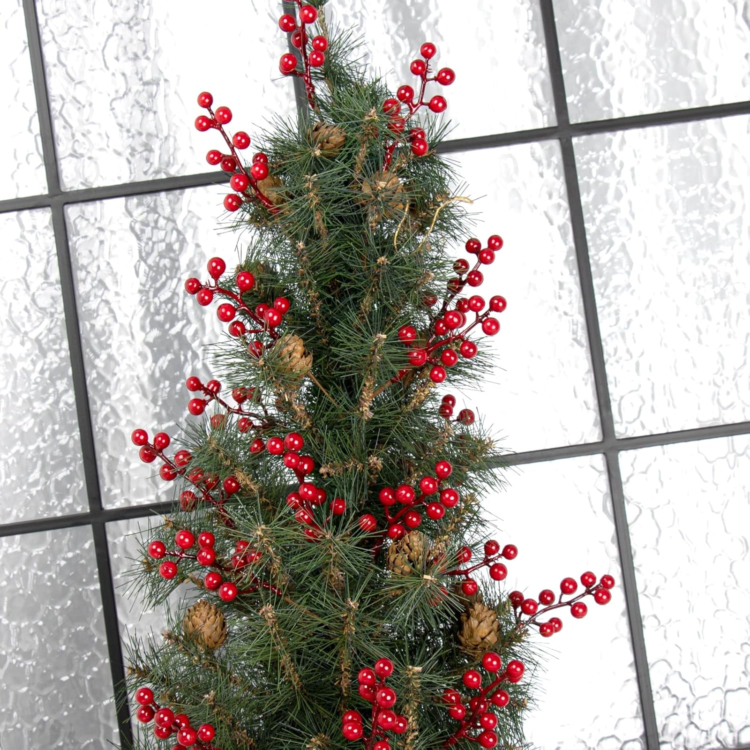 Christmas Tree Decoration - 32-pack - Artificial Red Berry Stems - 16.5 cm - Christmas Berries - Suitable for Christmas, Winter, Holiday, DIY, Decorations - Image 2