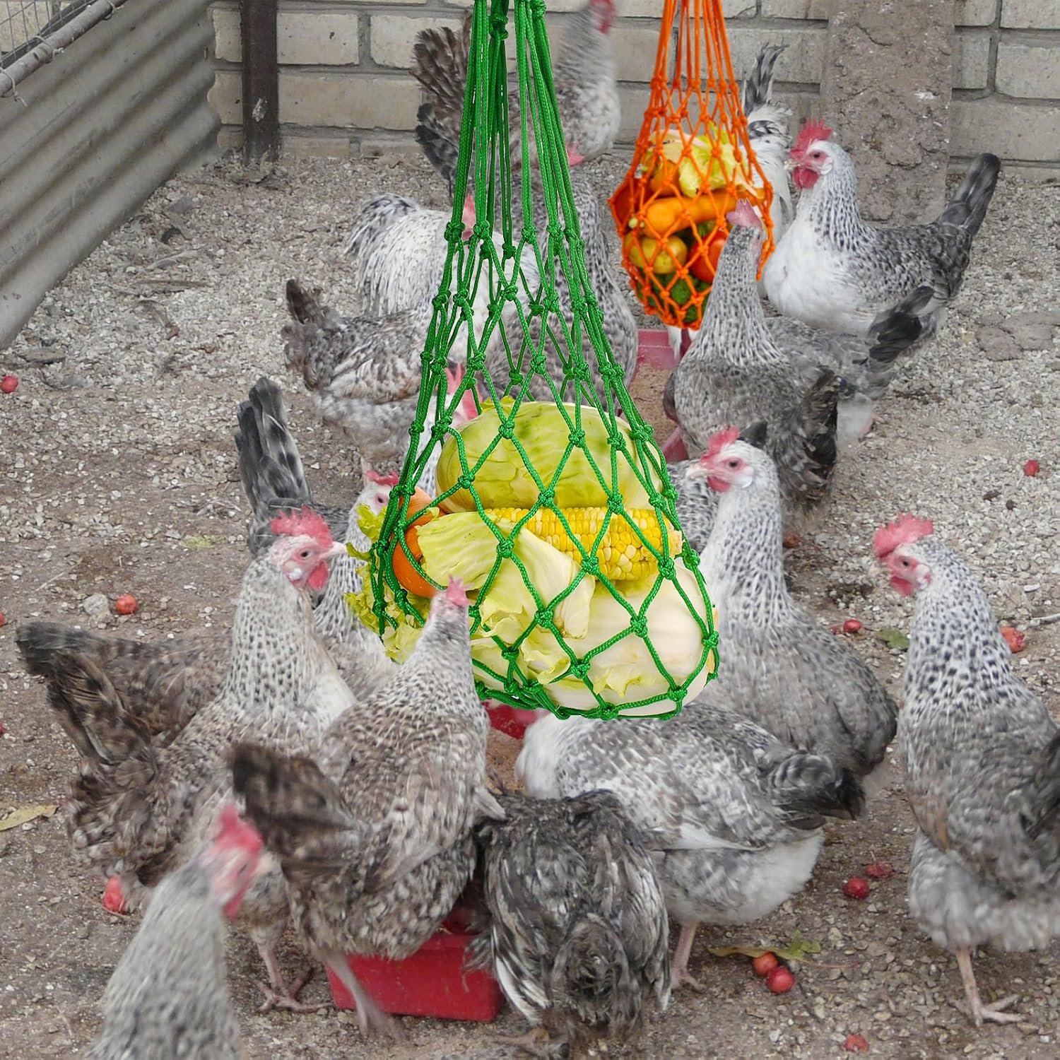 Feed bag - Feed net bag - Chicken, duck and goose feed net bag - Hanging - With carabiner - Feed tray for fruit and vegetables - 60 cm - 2 colours - Image 4