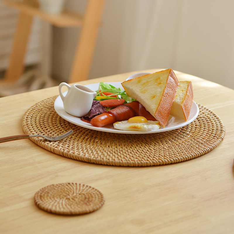 Isolation mat - Woven mat - 4 pieces - Rattan mat for hot dishes - 18 cm - Anti-burn coasters - Handmade coasters - Eco-friendly coasters - Tea accessories - Image 3