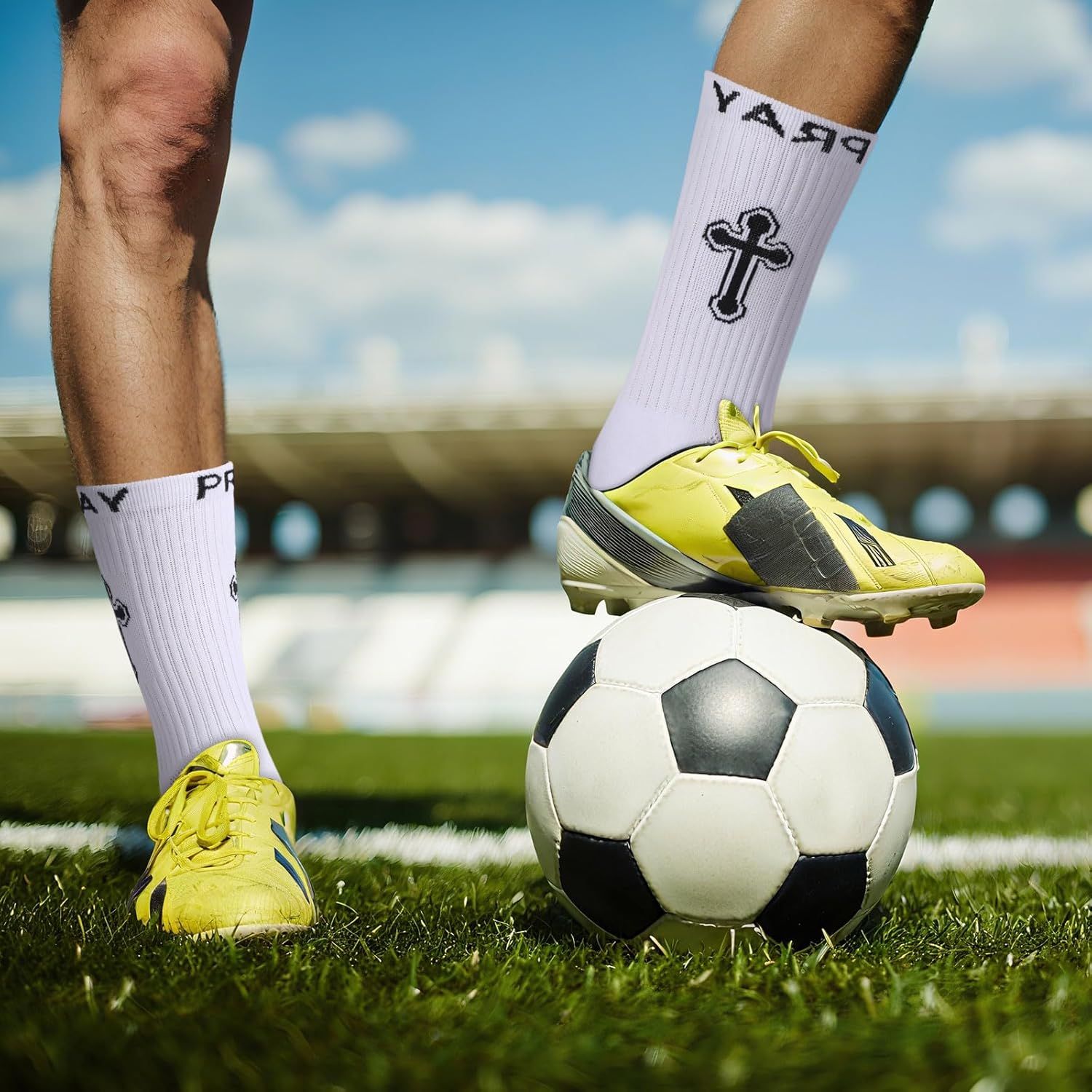 4 Pairs Christian Cross Socks Cross Grip Soccer Sock Anti Slip with Bible Verse Card I Still Remember The Day I Pray or Men Dad Husband Birthday Easter Religious Soccer Sock Jesus VBS Gits - Image 3