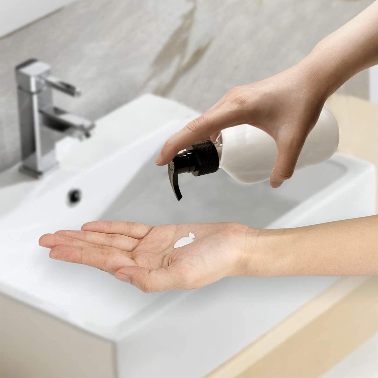 10 Ounce Clear Plastic Pump Bottle Dispenser, Refillable Empty Bottle Container with Pump for Essential Oil Soap Lotion Shampoo, 2 Pcs - Image 4