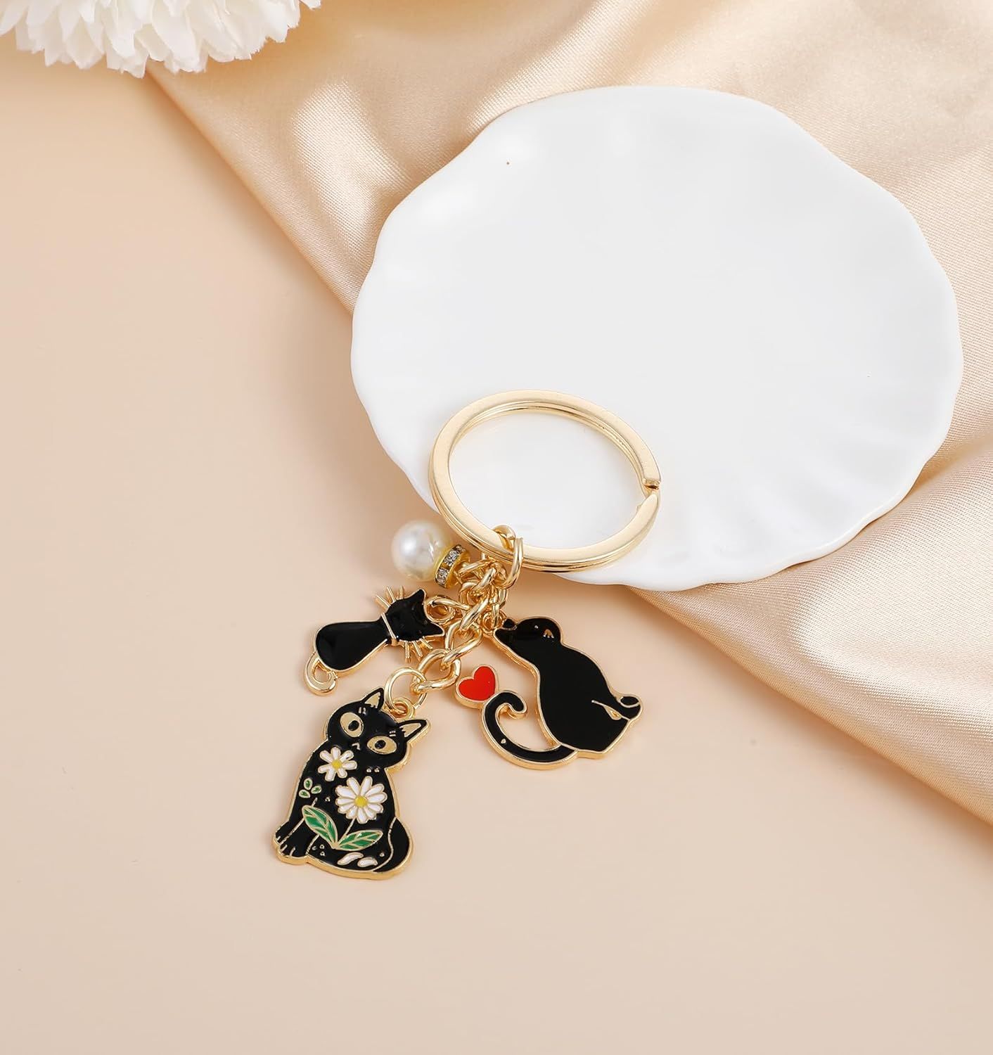 Black Cat Key Chain, Black Cat Keychain, Cute Enamel Daisy Enamel Design Cartoon Kitten Keychain for Girls and Pet Lovers Birthday Accessories - Image 5