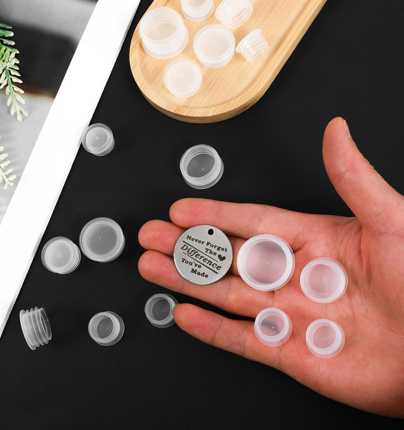 60Pcs Salt and Pepper Stoppers Plugs, 6 Sizes (13/15/17/18/19/23 mm) Plastic Bottle Plugs, Leak-Proof Clear Caps for Spice Containers & Shaker Bottles, Reusable - Image 2