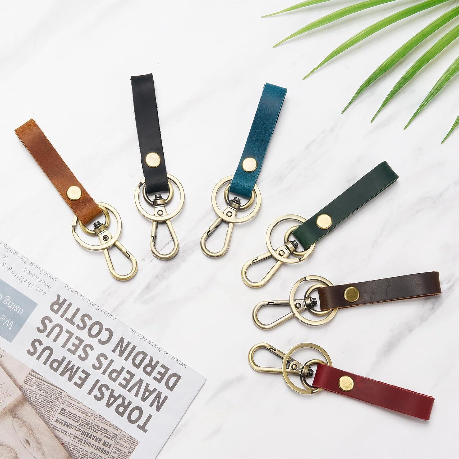Leather Car Keychain Holder for Men and Women,Universal Keys Fob Key chains Accessories with Carabiner Clip - Image 6