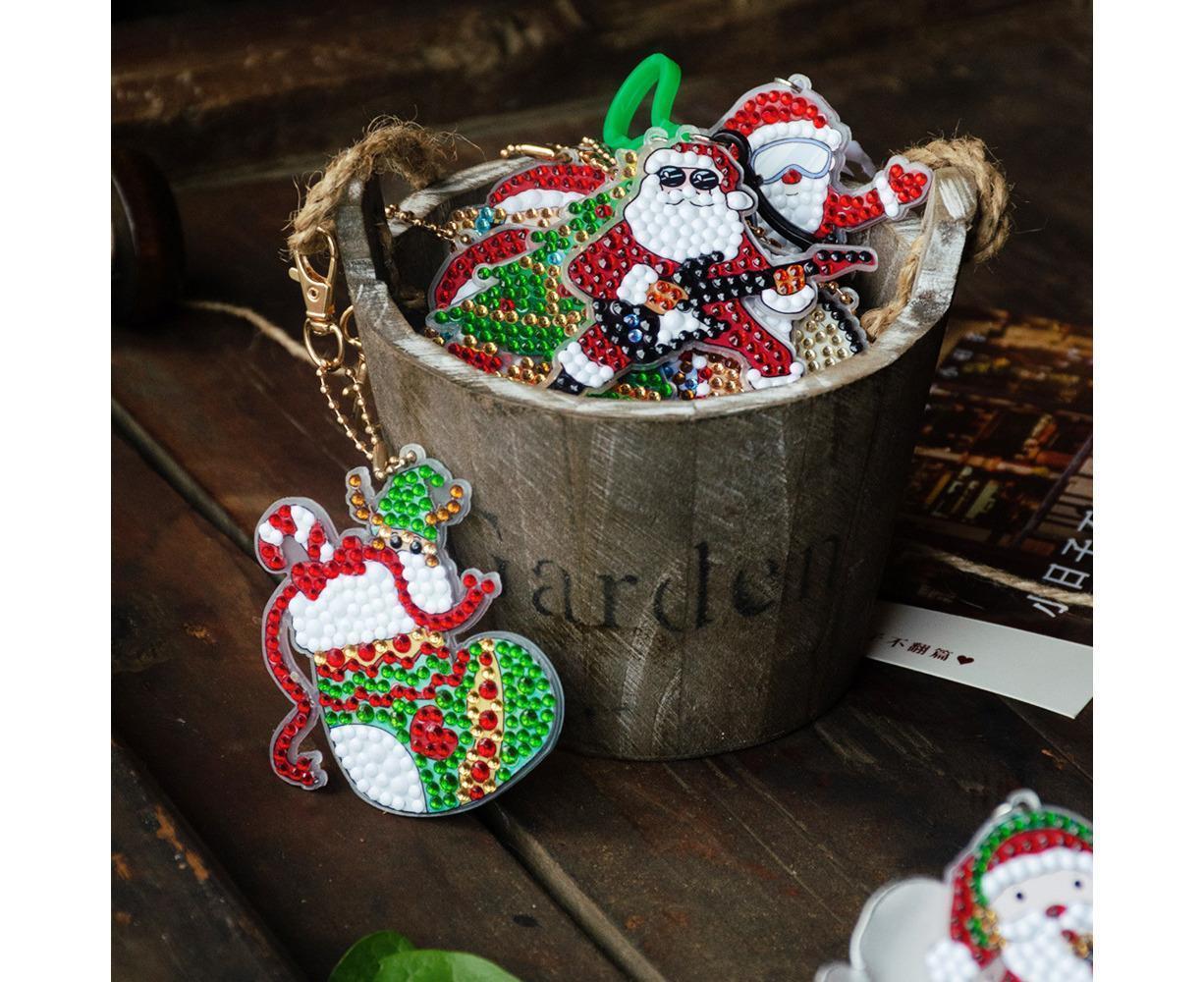 15Pcs Christmas Dot Drill Decorative Painting Keychain Decor DIY Crystal Key Ring Pendant Gift - Image 2