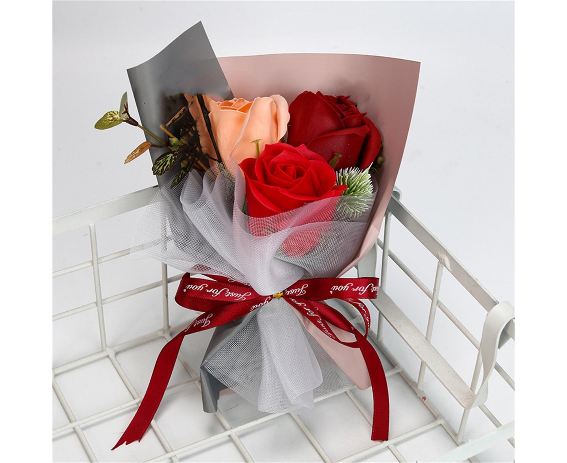 Soap Rose Flower Exquisite Vivid Nice-looking Scented Rose Soap Petals Body Soap for Valentine's Day - Red - Image 3