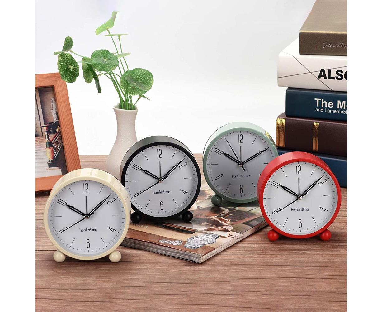 4inch Metal Round Alarm Clock Quiet Desktop Bedroom Battery Operated Timepiece - Black - Image 4