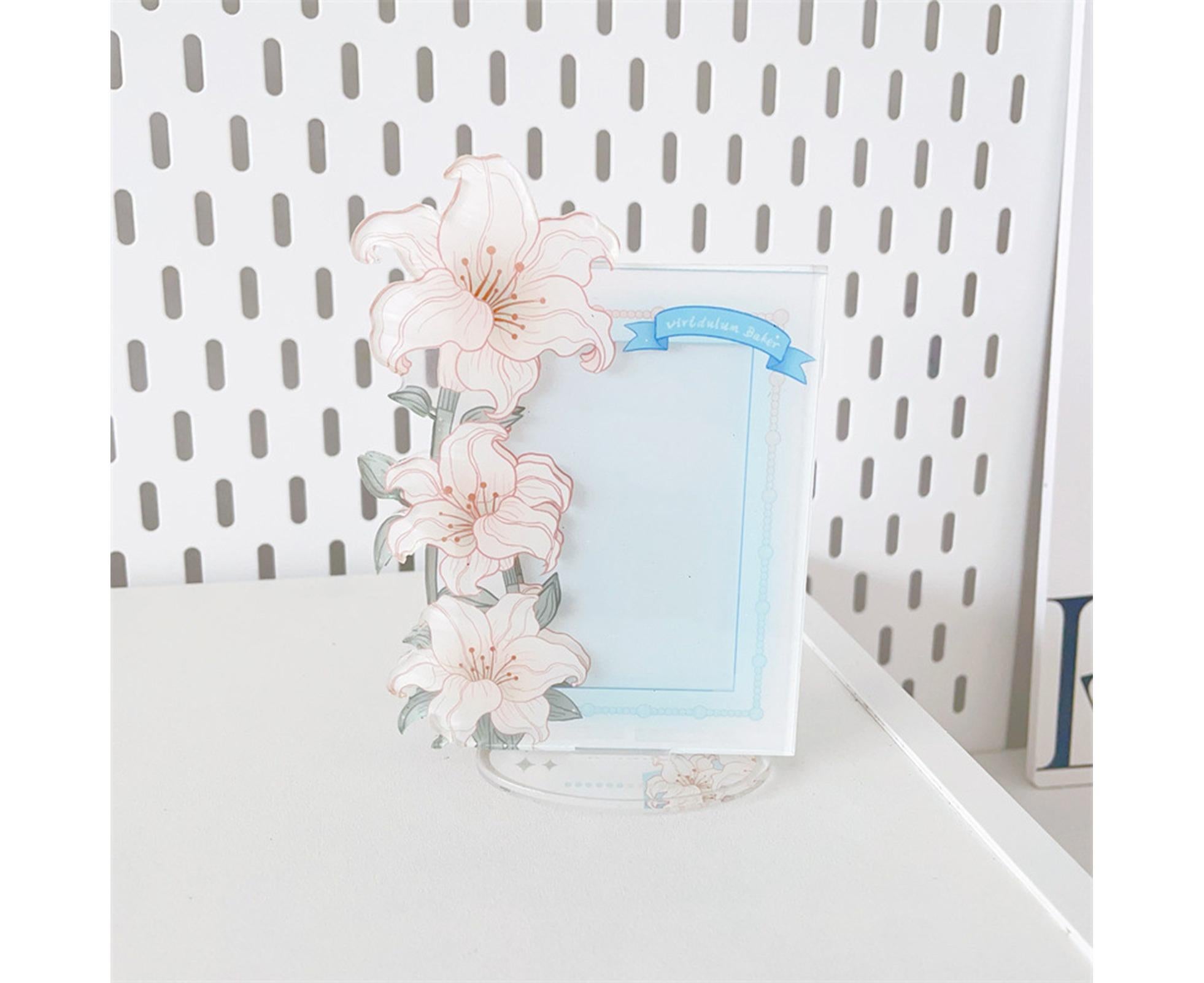 Acrylic Photocard Holder Rose Lily Flower Theme Heavy Duty Standing Mini Photo Stand Picture Display Frame Table Decoration - Blue - Image 4