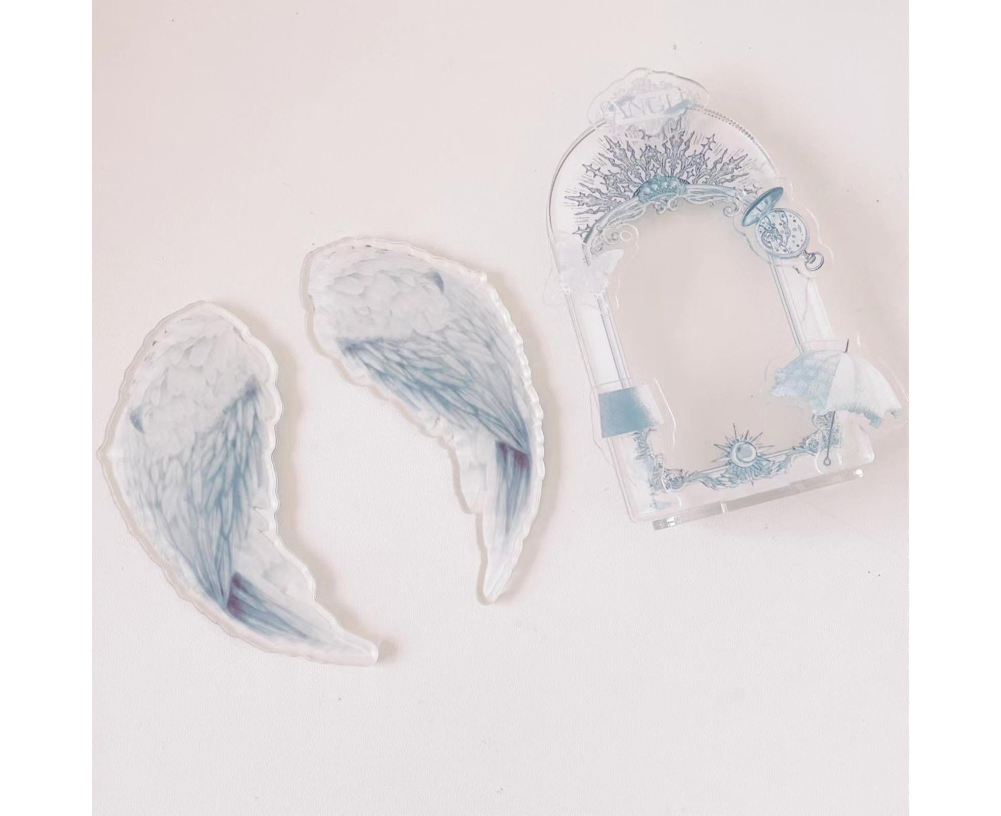 Acrylic Photo Frame Creative Devil Wings Replaceable Album Postcard DIY Storing Desktop Display White/Black 3 Inch Picture Holder Ornament Birthday Gift - White - Image 4