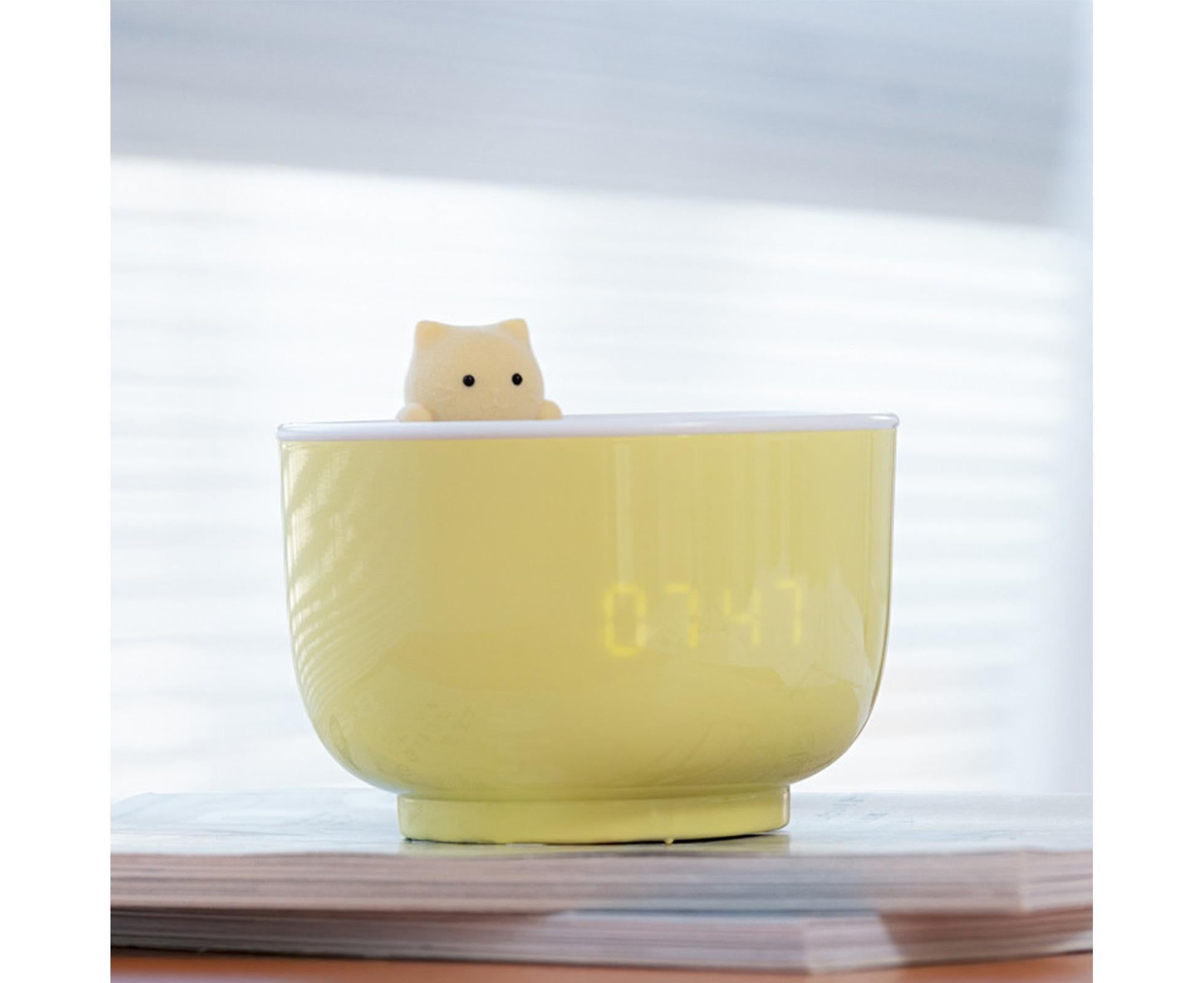 Alarm Clocks USB Powered Cats Teacup ABS LED Night Light Digital Clock for Desk - Yellow - Image 3