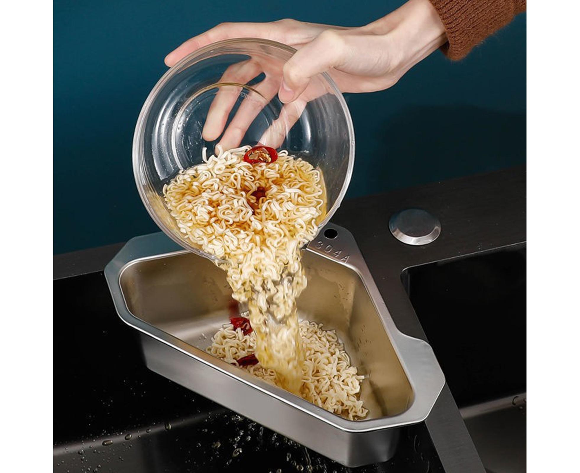 Drain Basket with Hook Triangular Stainless Steel Rinsing Strainer-Stainless Steel - Image 3