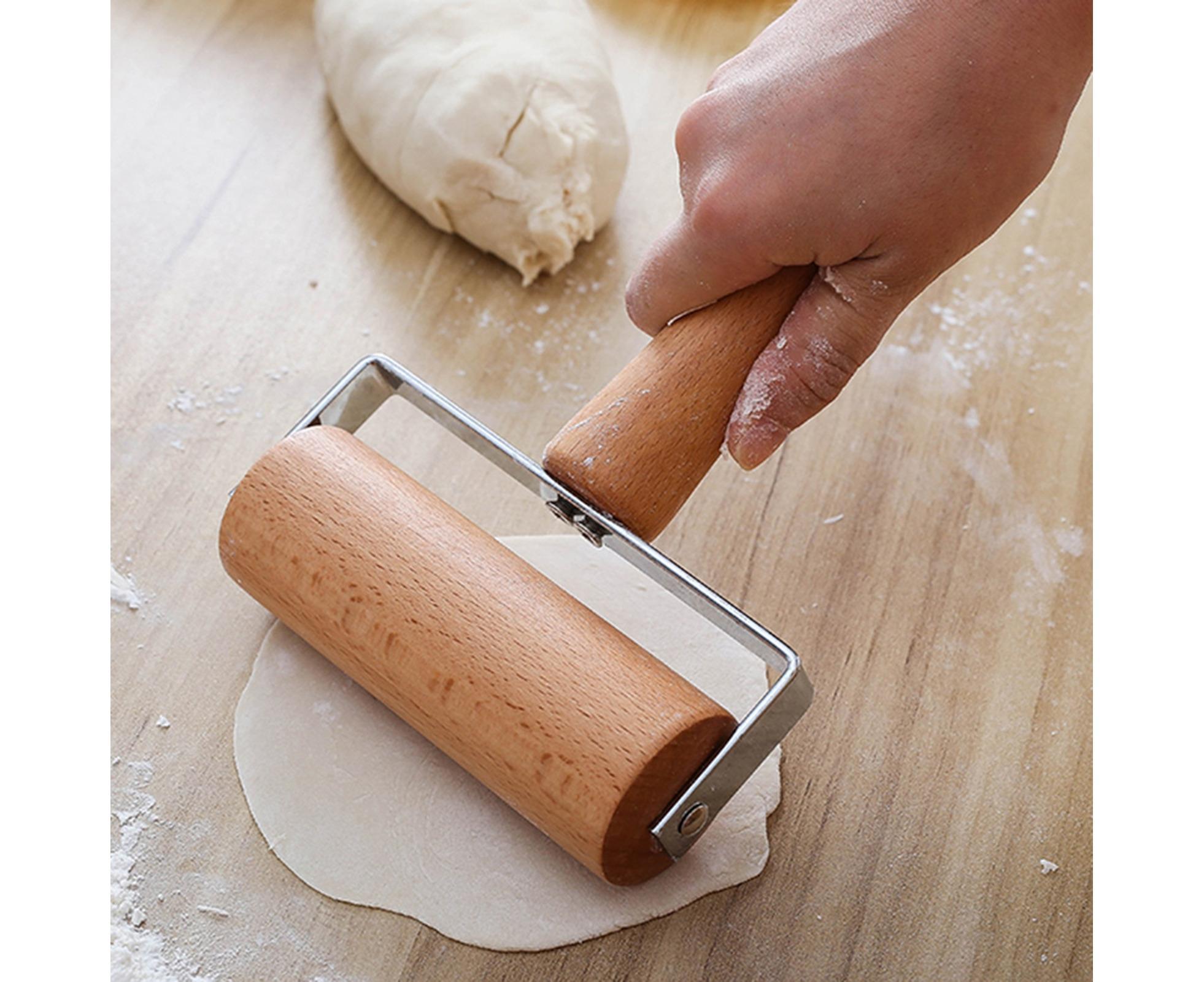 Rolling Pin Non-stick Wheel Design Wood Kitchen Rolling Pin for Dough Rolling-Wood Color - Image 2