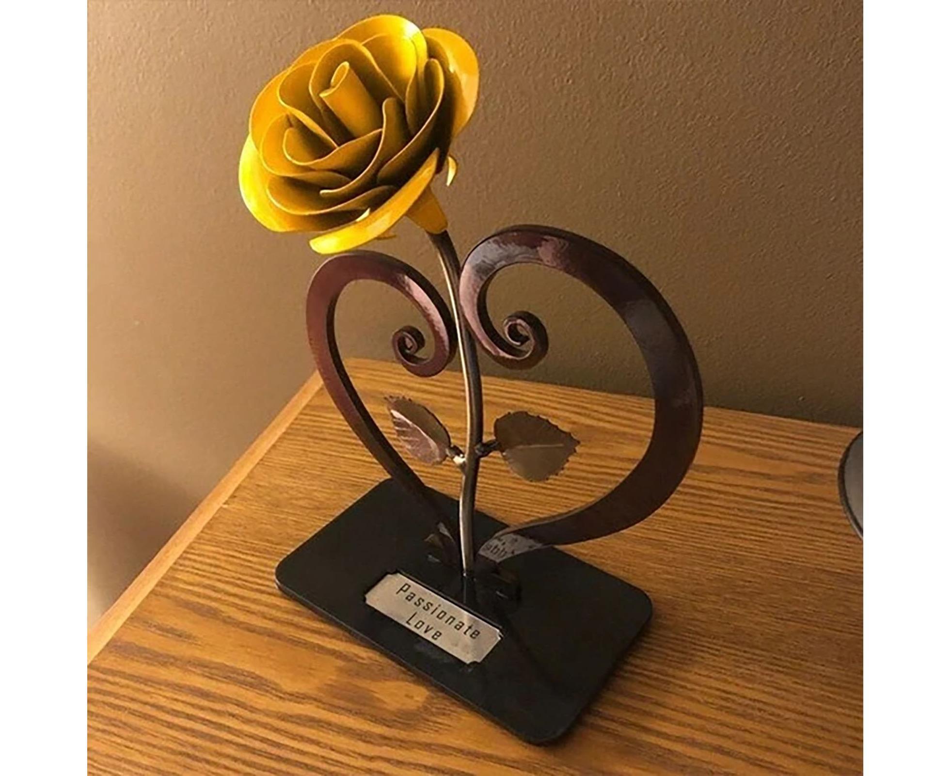Desk Statue Decor-Golden - Image 4