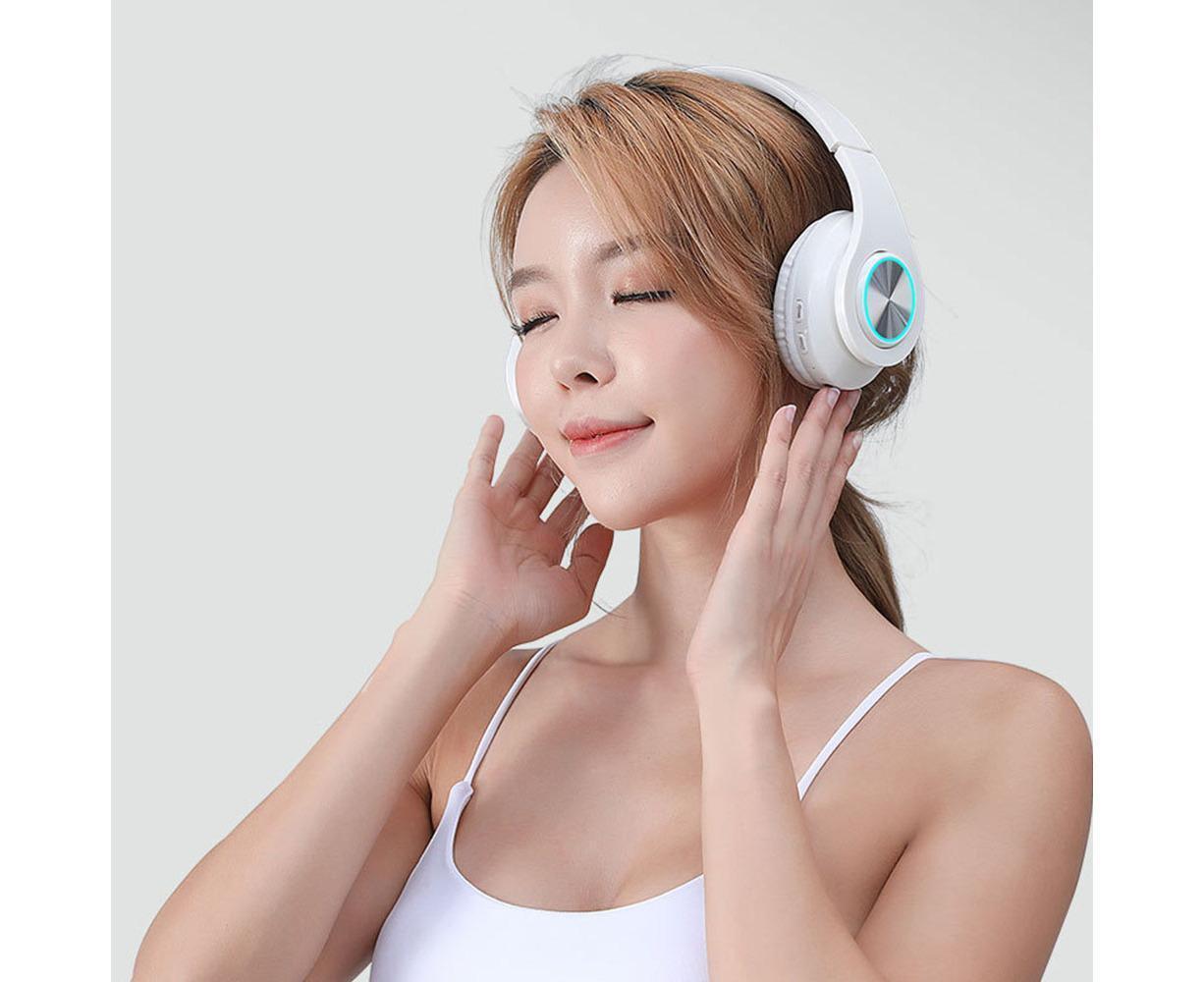 Bluetooth Over Ear Headphones - Foldable Stereo - Lightweight Wireless Headset with Mic - Image 6