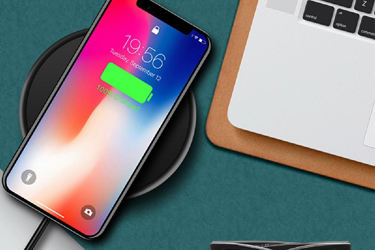 Wireless Fast Charger Smartphone Charger Qi Charging for Apple, Samsung and Smart Phones (Black) - Image 3
