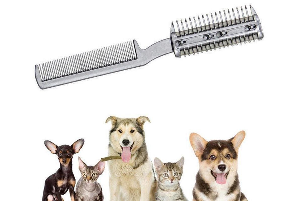 Two Sided Pet Grooming Comb with Razor for Dog Cat Fur Trimming and Thinning - Image 1