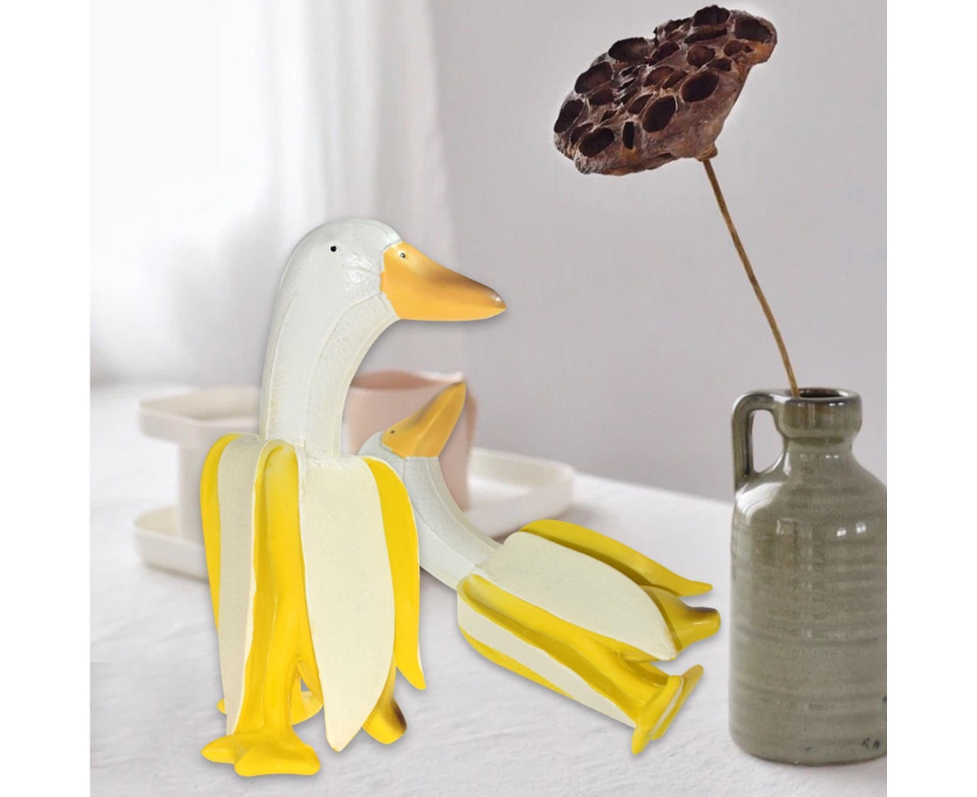 Duck Resin Statue Banana Duck Shape Unique Design Waterproof Duck Gardening Decoration for Outdoor - Image 7