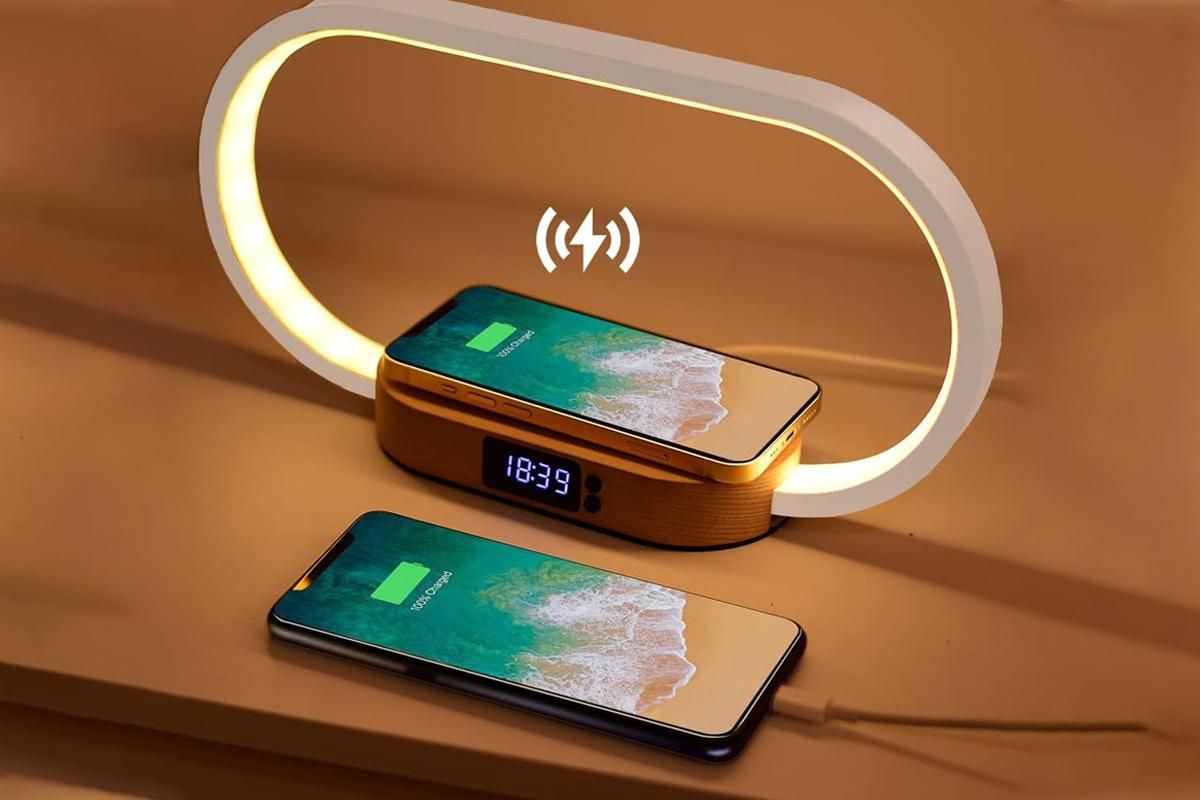 Bedside Lamp with Clock 10W Fast Wireless Charger USB Port Nightstand Touch Lamp - Image 4