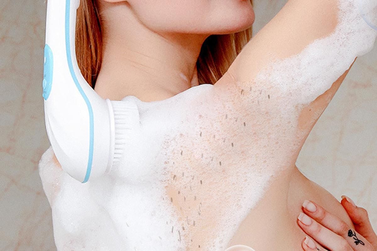 Rechargeable Body Brush Kit with Long Handle -Blue - Image 3
