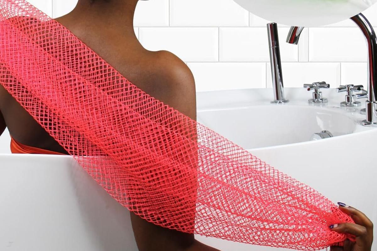 2PCS African Net Sponge Body Scrubber for Exfoliating and Bathing - Green & Pink - Image 6