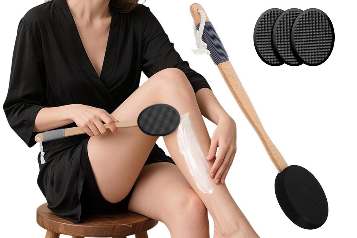 Back and Foot Lotion Applicator with 4 Replacement Pads Sunscreen Applicator Tool - Black - Image 2