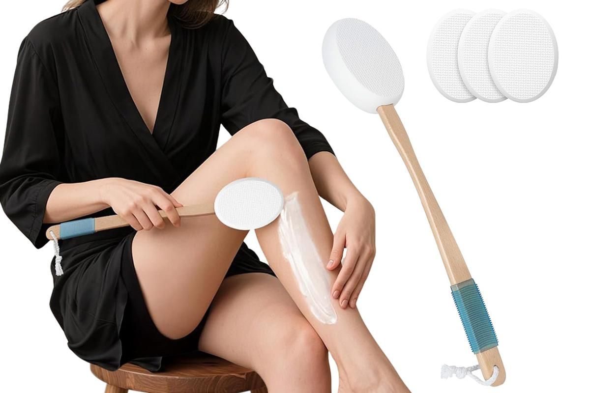 Back and Foot Lotion Applicator with 4 Replacement Pads Sunscreen Applicator Tool - White - Image 2