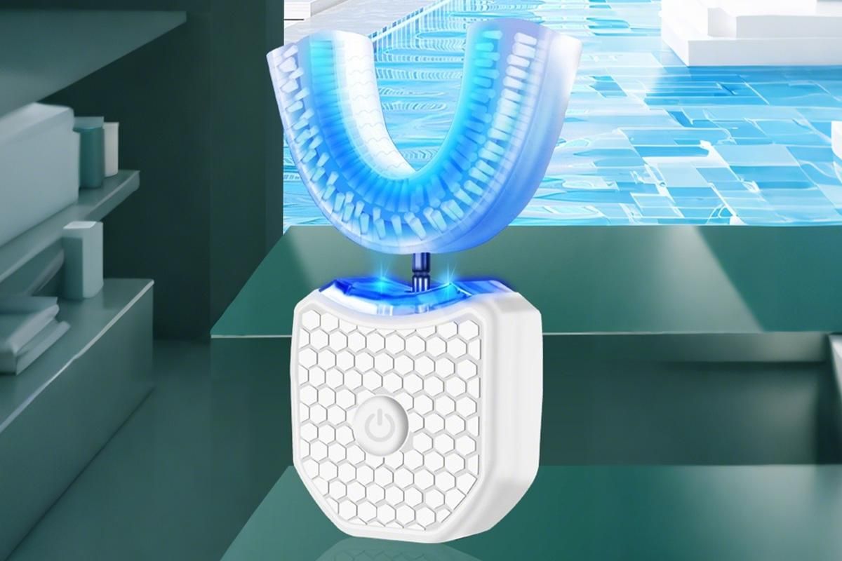 Rechargeable U-Shaped Electric Toothbrush Set for Daily Oral Care - White - Image 4