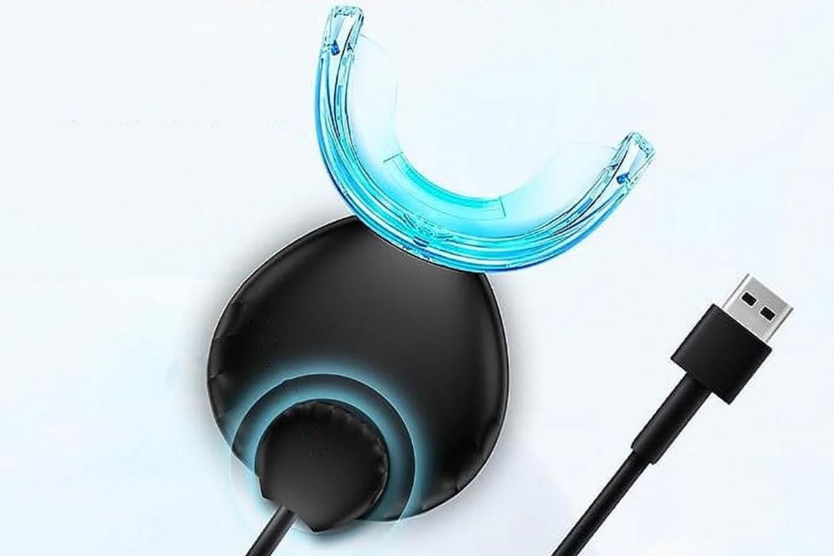 Portable Teeth Whitening Kit with Blue Light Technology - Black - Image 5