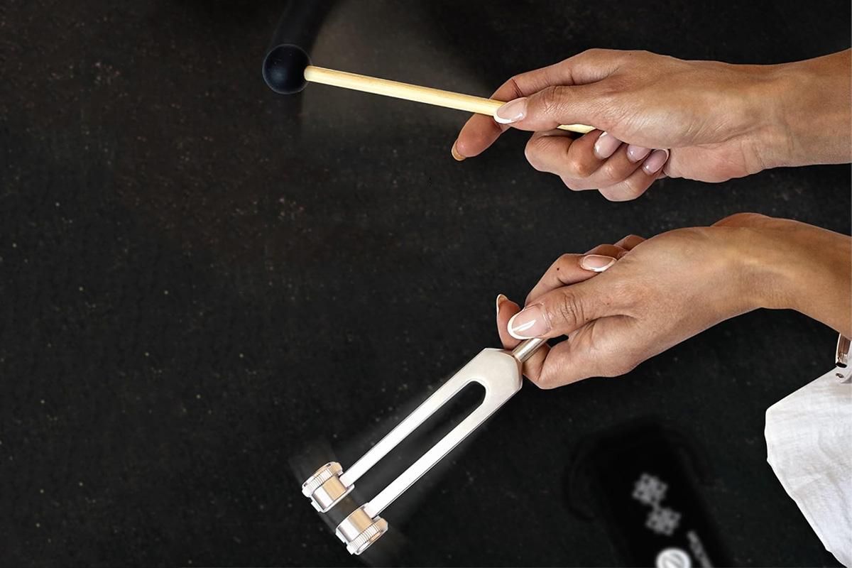 3Pcs Aluminum Tuning Forks Set 128Hz 256Hz 512Hz for Sound Healing Yoga Meditation - Silver - Image 4