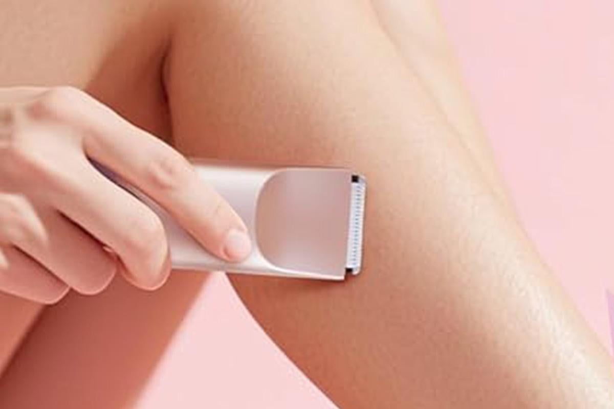 3-in-1 Electric Shaver Nose Hair Trimmer for Face Body Bikini Underarm and Legs - Gold - Image 2