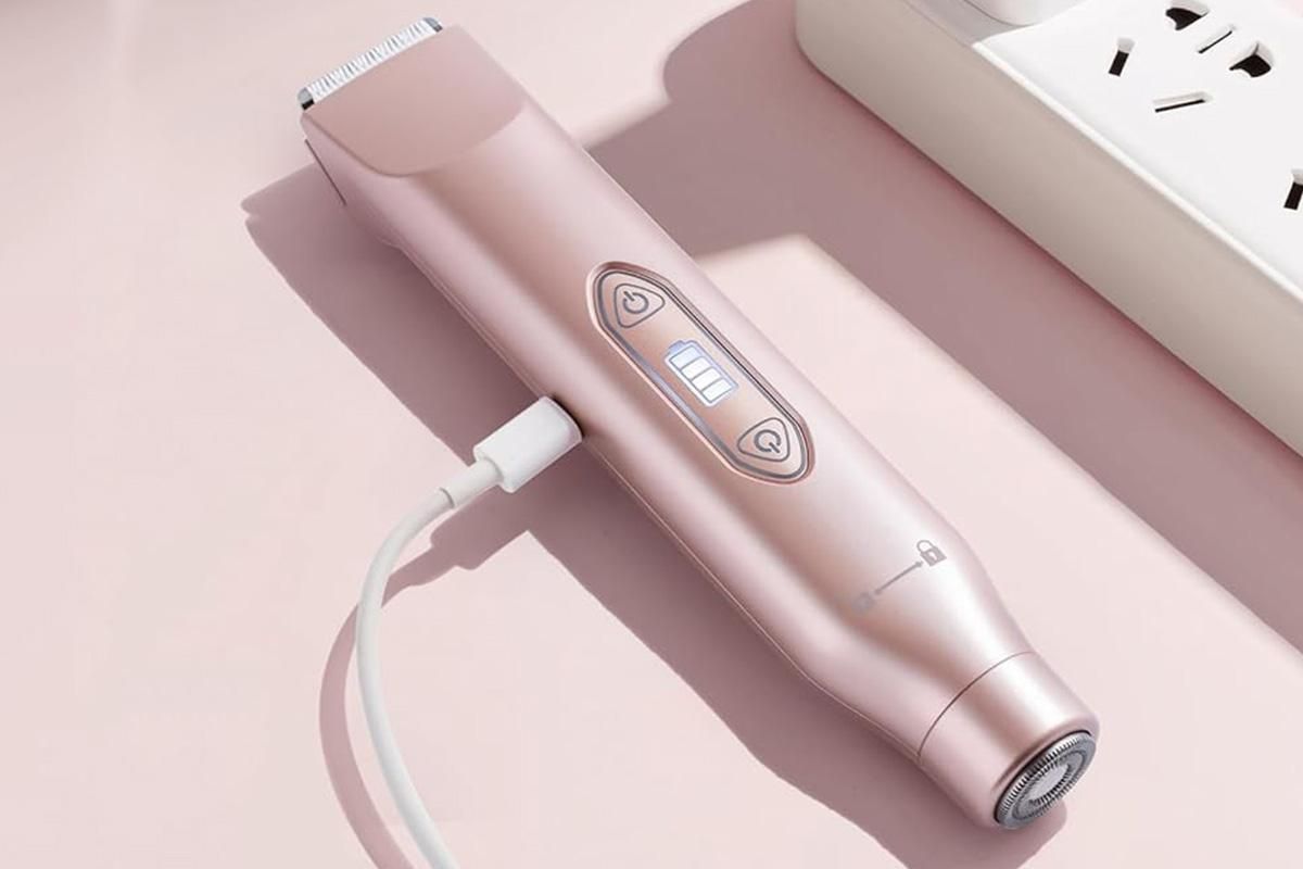 3-in-1 Electric Shaver Nose Hair Trimmer for Face Body Bikini Underarm and Legs - Gold - Image 4
