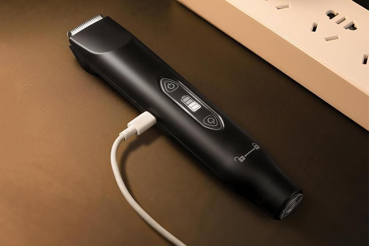 3-in-1 Electric Shaver Nose Hair Trimmer for Face Body Bikini Underarm and Legs - Black - Image 5