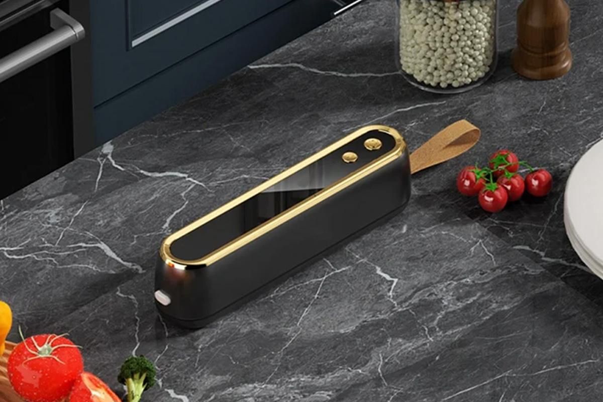 Mini Vacuum Sealer Machine Cordless Food Vacuum Sealer for Freezer Storage Meal Prep - Black - Image 5