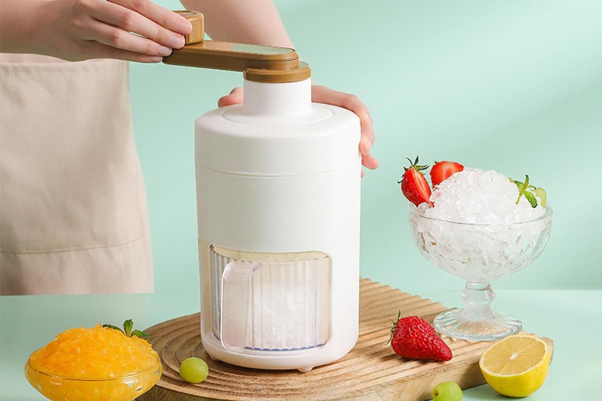 Manual Ice Crusher Shaver Portable Shaved Ice Machine Hand Snow Cone Maker - Image 5