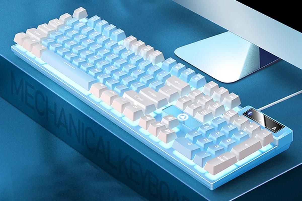 104 Keys Mechanical Gaming Keyboard Wired Backlit Keyboard Hot-Swap Mechanical Keyboard Wired Gaming Keyboard with Number Pad -Blue - Image 2