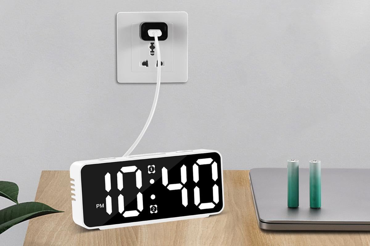 Small Digital Alarm Clock with 5 Dimmers and 5 Alarm Volumes for Bedrooms - White - Image 5