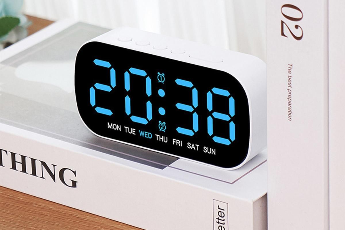 Electric Digital Alarm Clock LED Display Battery Backup Snooze Dual Alarm Clock - White - Image 3